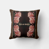 ピーチバラトリオフローラパーソナライズされたヴィンテージ クッション (裏面)