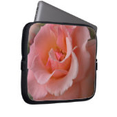 ピーチバララップトップスリーブワイルドバラタブレットケース ラップトップスリーブ (正面右)