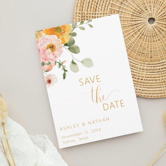 ピーチピンクとゴールドのガーデンブーケのSave the Date 招待状