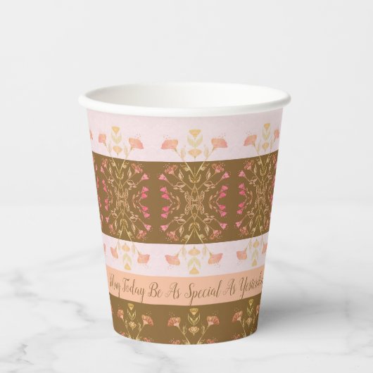 ピーチピンクと金ゴールド 紙コップ (正面)