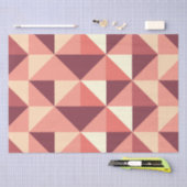 ピーチピンク紫色の三角形の幾何学的パターン 薄葉紙 (クラフト)