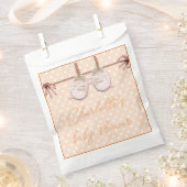 ピーチベビーシューズ フェイバーバッグ (クリップ留めされた状態)