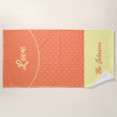 ピーチミッドセンチュリーイエローレトロドットサマーラブ ビーチタオル (正面)