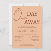 ピーチモダンベージュワンデイリハーサル遠くにディナー 招待状 (正面)