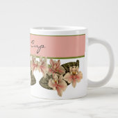 ピーチヴィンテージオーキッドボタニカルイメージモノグラム ジャンボコーヒーマグカップ (右)