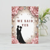 🌸 ピーチ フローラル ゴールド 結婚式 スプリング テーマ 💖 招待状 (スタンド正面)