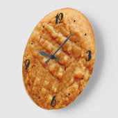 ピーナッツバターのクッキー、タン ラージ壁時計 (傾斜)