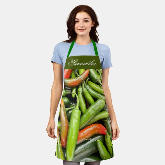 ピーマンの山 エプロン (着用した状態)