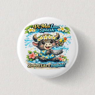 ピー・マイ・ラオ 水浸しバッファロー Tシャツ 楽しい 缶バッジ