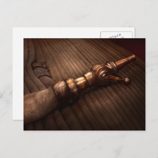 ファイアマン – 指摘するのは礼儀正しい ポストカード (正面/裏面)