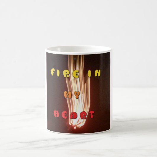ファイアーインマイアートハートプリント コーヒーマグカップ (中央)