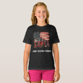 ファイアーマンアメリカ国旗の薄い赤線の消防士 Tシャツ (正面フル)