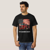 ファイアーマンアメリカ国旗の薄い赤線の消防士 Tシャツ (正面フル)