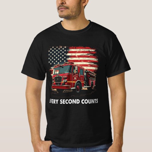 ファイアーマンアメリカ国旗の薄い赤線の消防士 Tシャツ (正面)