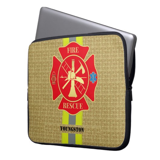 ファイア鮮やかファイターマルチーズクロスアート ラップトップスリーブ (正面左)