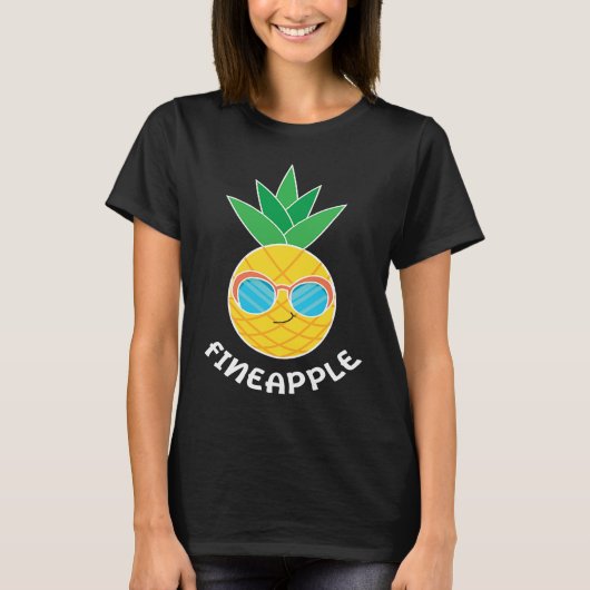 ファインアップル パイナップルを食べる人 熱帯フルーツ パイナップル Tシャツ (正面)