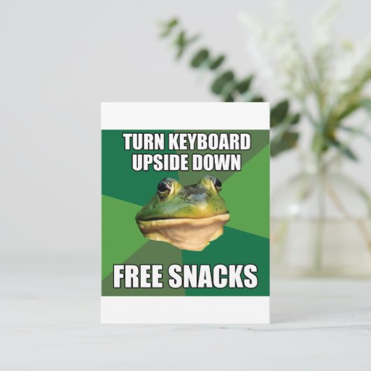 ファウルバチェラーフロッグフリースネックス ポストカード (スタンド正面)