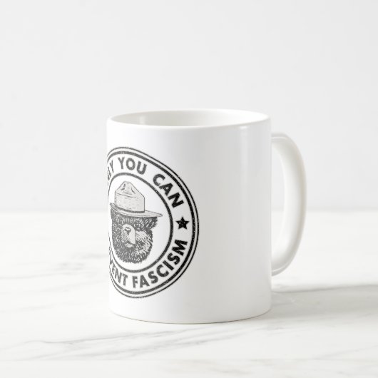 ファシズムの抵抗を防ぐのは君だけだ コーヒーマグカップ (正面右)