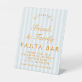 ファジットバーオレンジ&ブルーバチェロレッテペデスタルPed 台座サイン (正面)