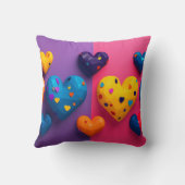 ファセットを持つ明るい色のハート クッション (裏面)