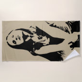 ファッショナブル黒踊りガールシルエット ビーチタオル (正面)