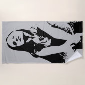 ファッショナブル黒踊りガールシルエット ビーチタオル (正面)