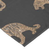 ファッショニスタ金ゴールドブラックグリッタータイガーパターン テーブルクロス (アングル)
