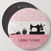 ファッションの旧式で黒いミシンの裁縫婦 缶バッジ (正面&裏面)