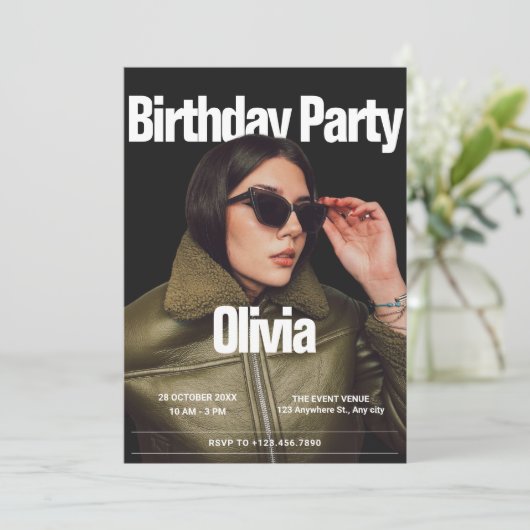 ファッションカバー誌の写真誕生日 招待状 (スタンド正面)