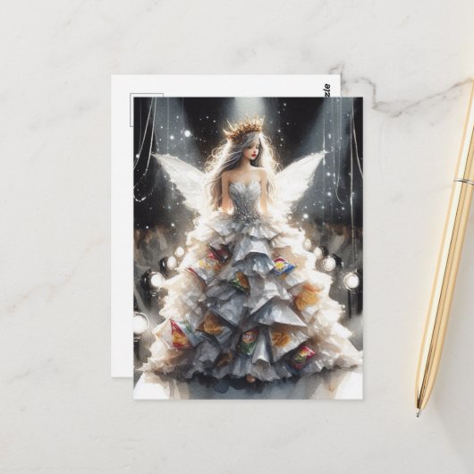 ファッションショーに登場する妖精のドレス – チップスでバッグ ポストカード (正面/裏面インサイチュ)