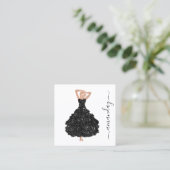 ファッションデザイナーブラックドレスロゴQRコードホワイト スクエア名刺 (スタンド正面)