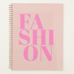 ファッションプリント名門私立校風のピーチピンクタイポグラフィ プランナー手帳<br><div class="desc">ファッション-タイポグラフィ – 桃とピンク。</div>