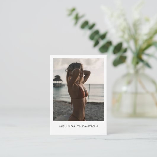 ファッションモデリングコンプカード5フォトQRコード 名刺 (スタンド正面)