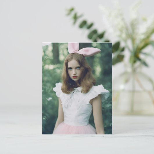 ファッション期限切れフィルムフォトアリスin the Forest ポストカード (スタンド正面)