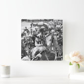 ファッション警報はSchuylervilleに勝ちます スクエア壁時計 (ホーム)