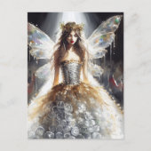 ファッション・ショーでリサイクルドレスを着た妖精 ポストカード (正面)
