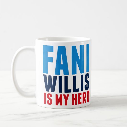 ファニ・ウィリスは私のヒーロー コーヒーマグカップ (左)