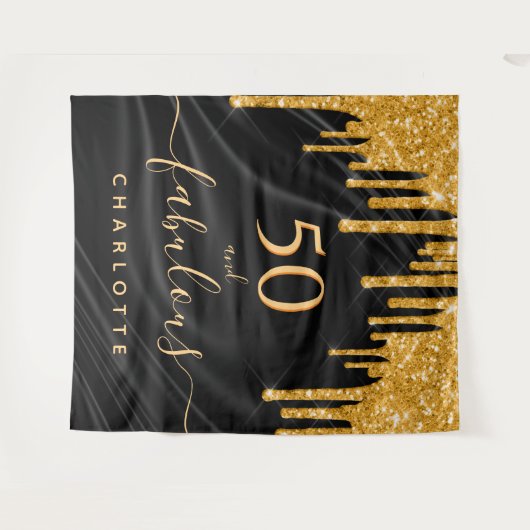 ファビュラスな誕生日パーティーのグリッター ブラック ゴールド サテン タペストリー (正面(横))