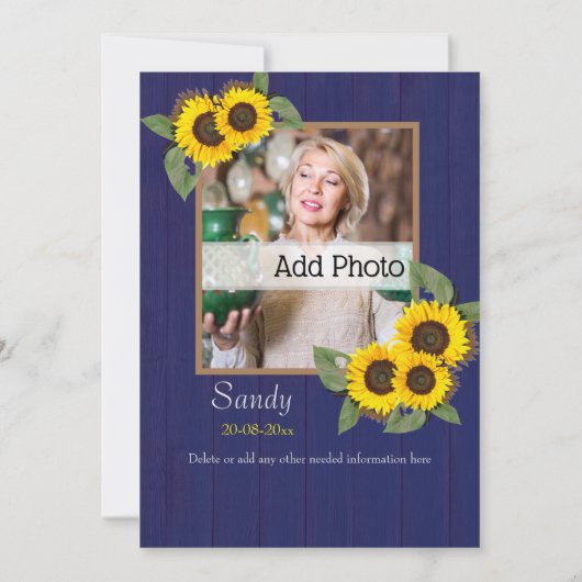 ファブラスとフィフティ誕生日モダンブルーサンフラワー 招待状 (裏面)