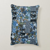 ファブリックからシームレスなパッチワ違うークパターン  アクセントクッション (裏面(縦))