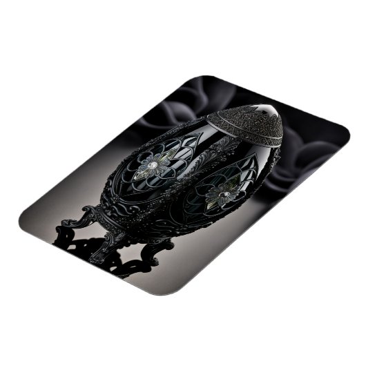 ファベルジュスタイルの宝石とゴシックエッグ。 マグネット (左側)