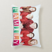 ファミカラフルリブロックカスタムファミリポートレート アクセントクッション (正面(垂直))