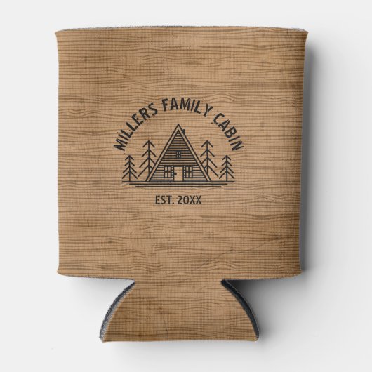 ファミリキャビン名素朴茶色の木のテクスチャ 缶クーラー (正面)