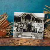 ファミリグループ、c.1900 （写真付き） フォトプラーク (側面)