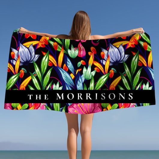 ファミリパーソナライズされた名花のパターン背景 ビーチタオル