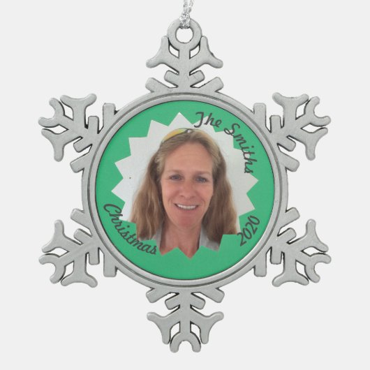 ファミリメモリ大型緑色のSun追加写真 スノーフレークピューターオーナメント (正面)