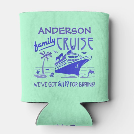 ファミリークルーズバカンスおもしろいシップ |名前をカスタムするV4 缶クーラー (裏面)