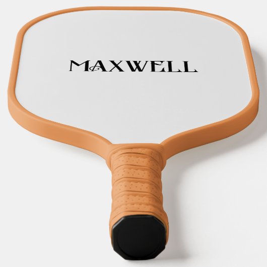 ファミリーシンプルネームエレガントタイポグラフィタンパパボス ピックルボールラケット (レイダウン)