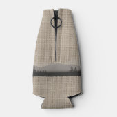 ファミリーネームキャビンディアパインツリーフォレストバーラップ ボトルクーラー (裏面)