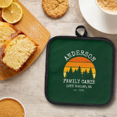 ファミリーネームキャビンパインツリーズサンセットグリーン 鍋敷き
